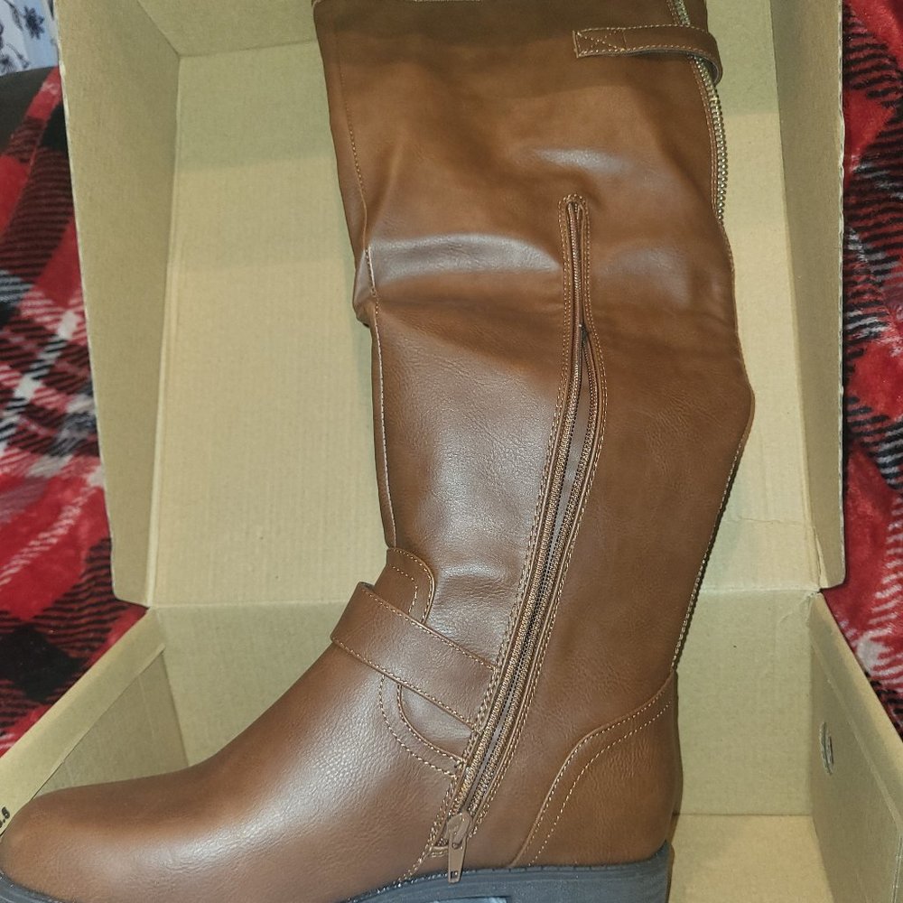 Brand new! Knee high boots!